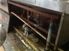  炉灶燃气管道维修